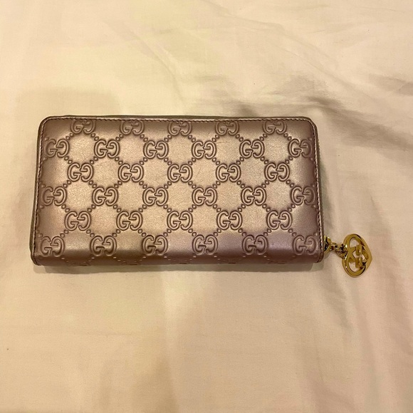 Gucci Zip Around Wallet - Picture 2 of 10